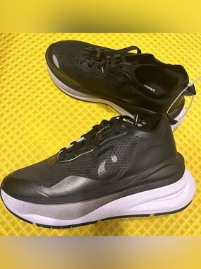 Clove Supercush Alto Night Shift Shoes slip resistant water repellent cushioned